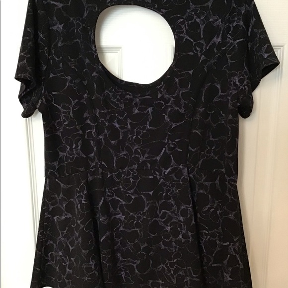 Plus Size Torrid Top - Picture 2 of 4